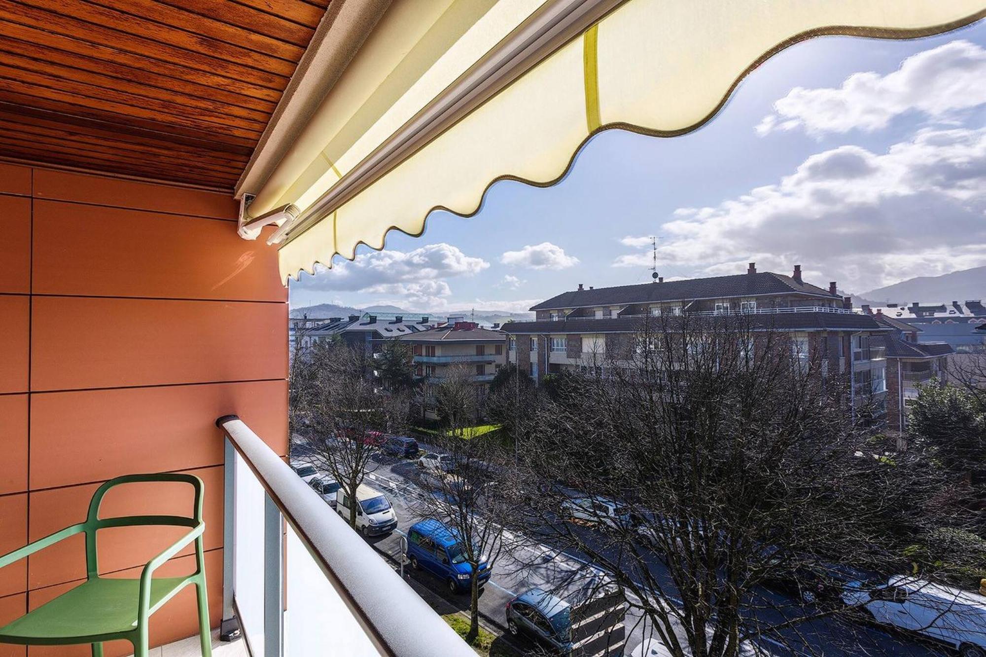 Earra - Casa Damatxo, Terraza, 1 Minuto A La Playa, Zona Tranquila Apartment Zarautz Bagian luar foto