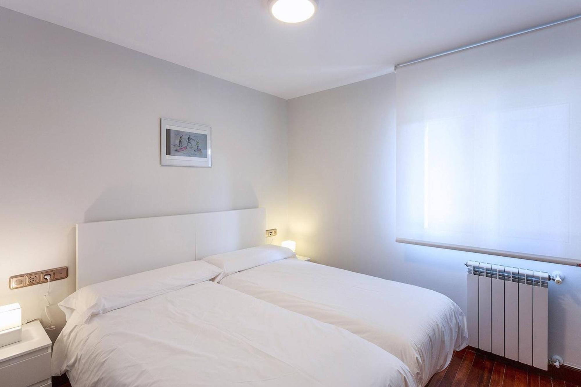 Earra - Casa Damatxo, Terraza, 1 Minuto A La Playa, Zona Tranquila Apartment Zarautz Bagian luar foto